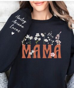 personalized mama est sweatshirt with kids names on sleeve for mothers day birthday gift for new moms and flower mamas d4qyt