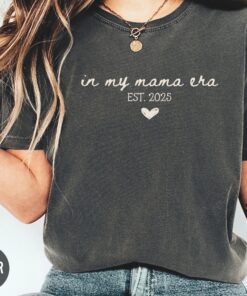 personalized mama est year shirt custom mothers day t shirt cute mom life tee pregnancy announcement gift 4h9fc