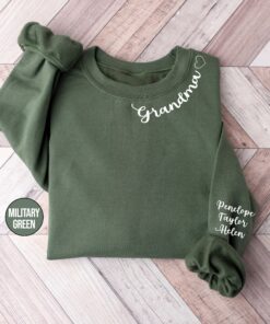 personalized mama heart hoodie with kids names custom mom sweatshirt for mothers day cute mommy outfit with date thabl