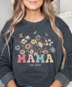 personalized mama sweatshirt wildflowers crewneck custom gift for new mom mothers day shirt est 2024 best mom shirt ellsz