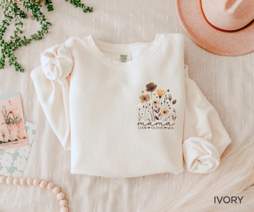 personalized mama sweatshirt with kids names custom wildflowers design for mothers day gifts khbba