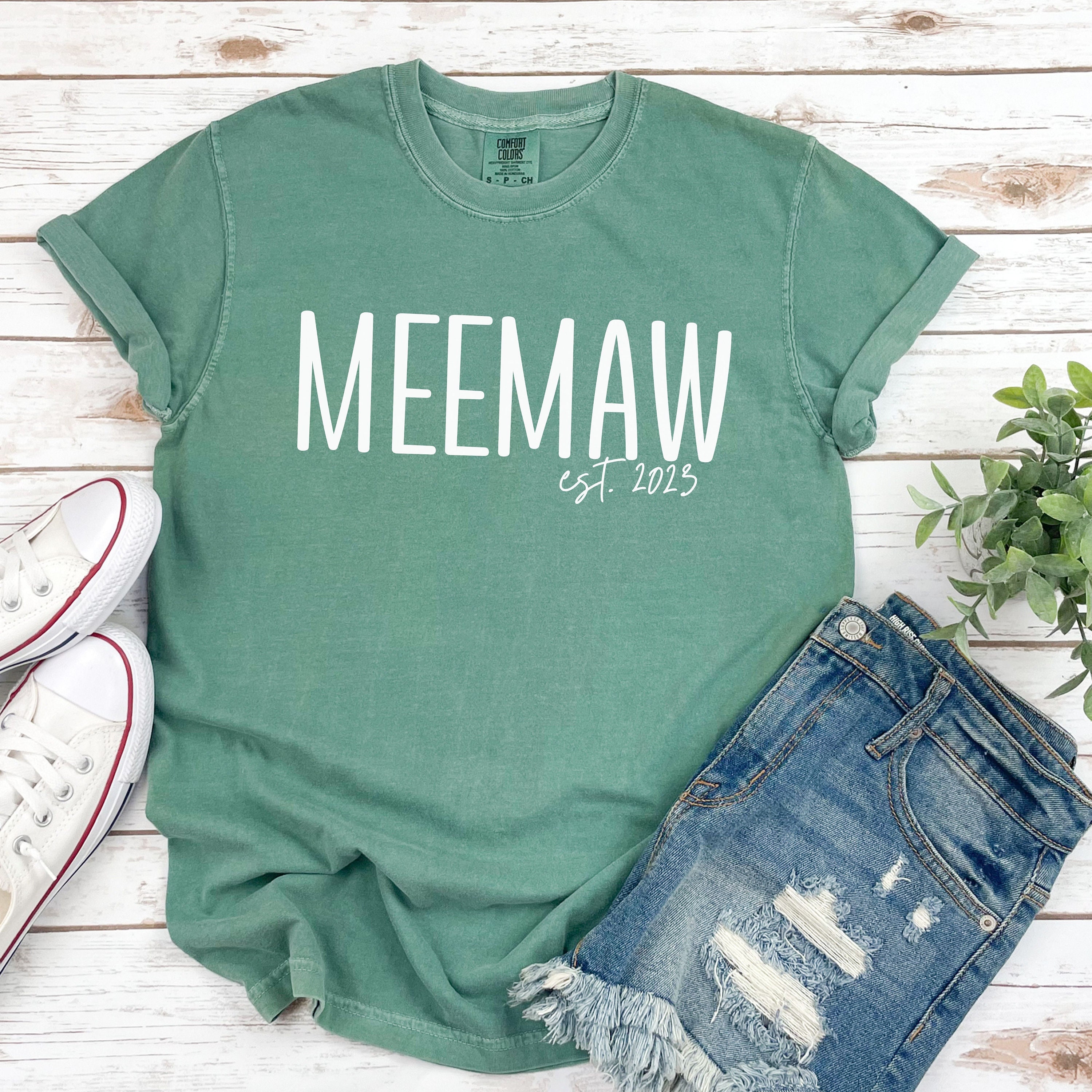 personalized meemaw shirt established 2025 unique gifts for grandmother best meemaw shirt for special occasions afzcb scaled