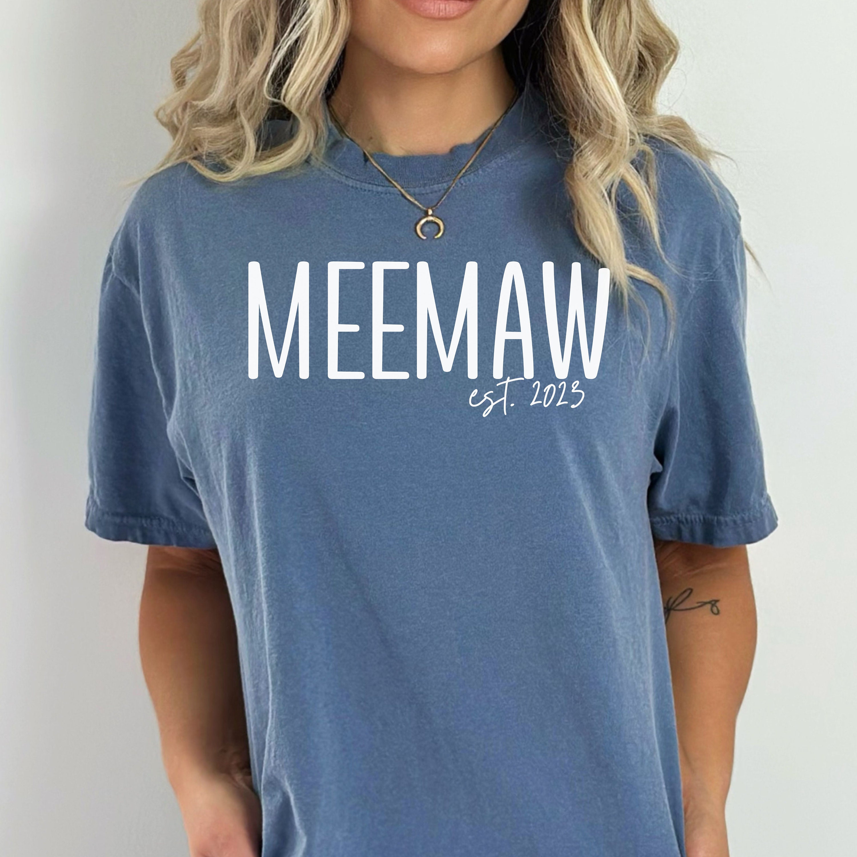 personalized meemaw shirt established 2025 unique gifts for grandmother best meemaw shirt for special occasions m0md3 scaled