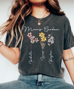 personalized mom shirt with birth month flowers and kids names unique mothers day gift for mom birthday yeh5i