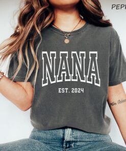 personalized nana shirt est grandma shirt custom mothers day gift christmas nana t shirt unique gift for nana sq2av