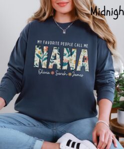 personalized nana shirt with grandkid names custom long sleeve grandma shirt unique gift for nana 3sijg