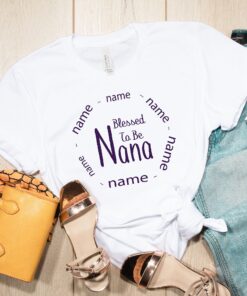 personalized nana shirt with grandkids names for mothers day unique nana t shirt gift idea for moms and grandmothers i6mwe