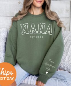 personalized nana sweatshirt with kids names custom nana established 2024 pregnancy announcement gift idea bwsyo