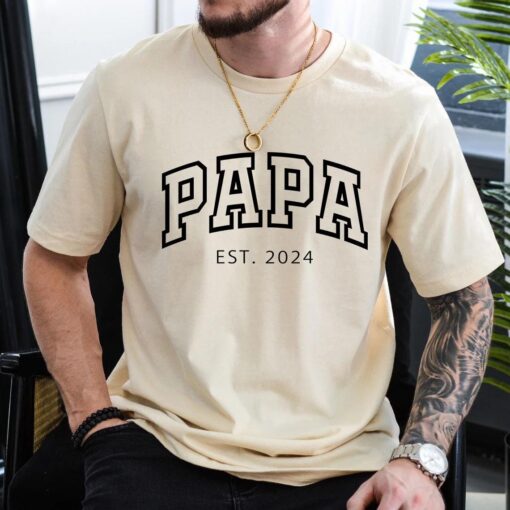 personalized papa shirt with est year custom dad t shirt for new dads pregnancy reveal gifts matching dad tee u45ep