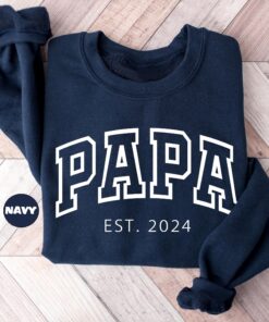 personalized papa sweatshirt with est year custom dad hoodie pregnancy announcement new dad shirt matching gift xzeit