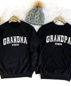 personalized retro grandma sweatshirt custom grandpa sweater cute nana t shirt unique granny gift for new grandparents a7kg1