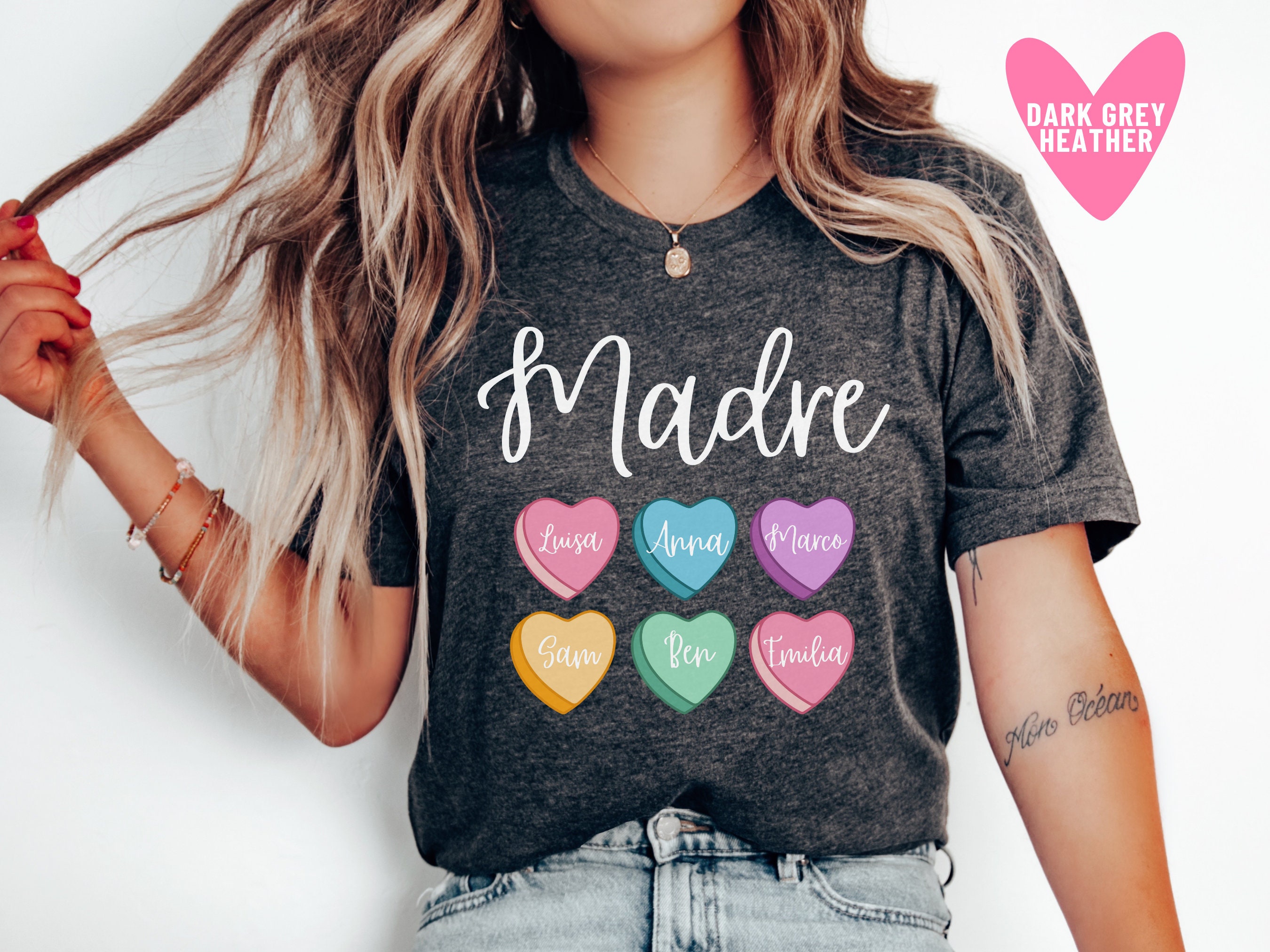 personalized spanish mom shirt with kids names for valentines day pink madre heart tee for da de san valentn 4fg6y scaled