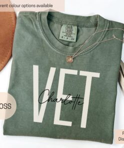 personalized veterinarian shirt custom vet tech shirt for veterinary assistants and animal doctors by comfort colors ligwr