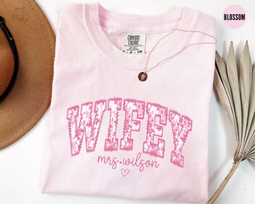 personalized wifey shirt custom floral honeymoon t shirt bridal shower gift fiancee tee toile de jouy new bride shirt 9oufw