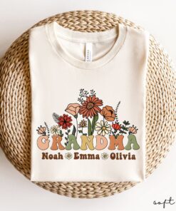 personalized wildflowers grandma shirt with grandkids names for mothers day and christmas gifts d0wd7