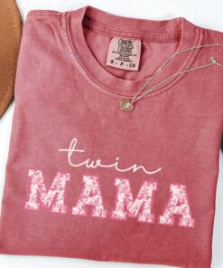 pink floral twin mom shirt for new parents cute mama t shirt pregnancy reveal perfect for mothers day 1pcae