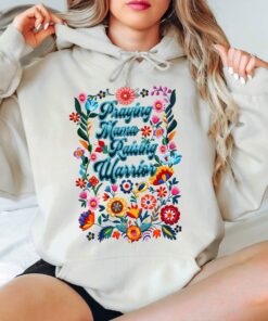 praying mama raising warrior hoodie for moms christian mom life retro floral design unique gift for mothers po9hm