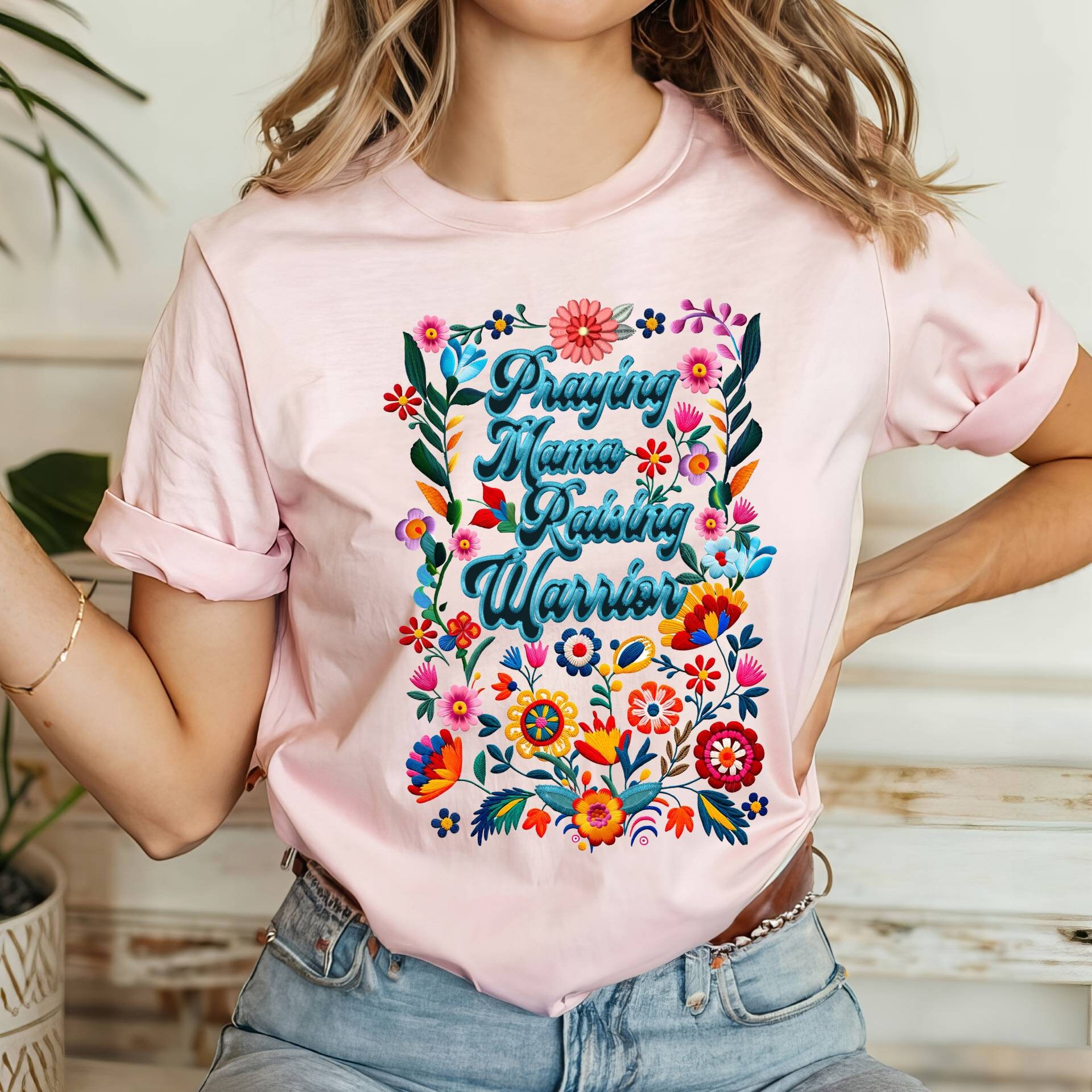 praying mama raising warriors shirt christian mom life retro floral tee best mom ever gift for mothers day sjhtd