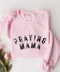 praying mama sweatshirt christian mother tee trendy mom life shirt for mothers day gifts and religious moms kkexc