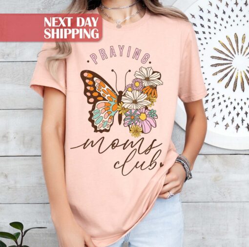 praying moms club shirt for christian moms prayer gifts cute mothers day shirt for faithful moms jqumo