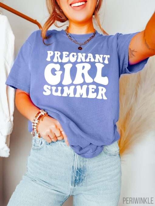 pregnant girl summer shirt cute mom to be shirt funny pregnancy reveal baby announcement baby shower gift 2atzv scaled