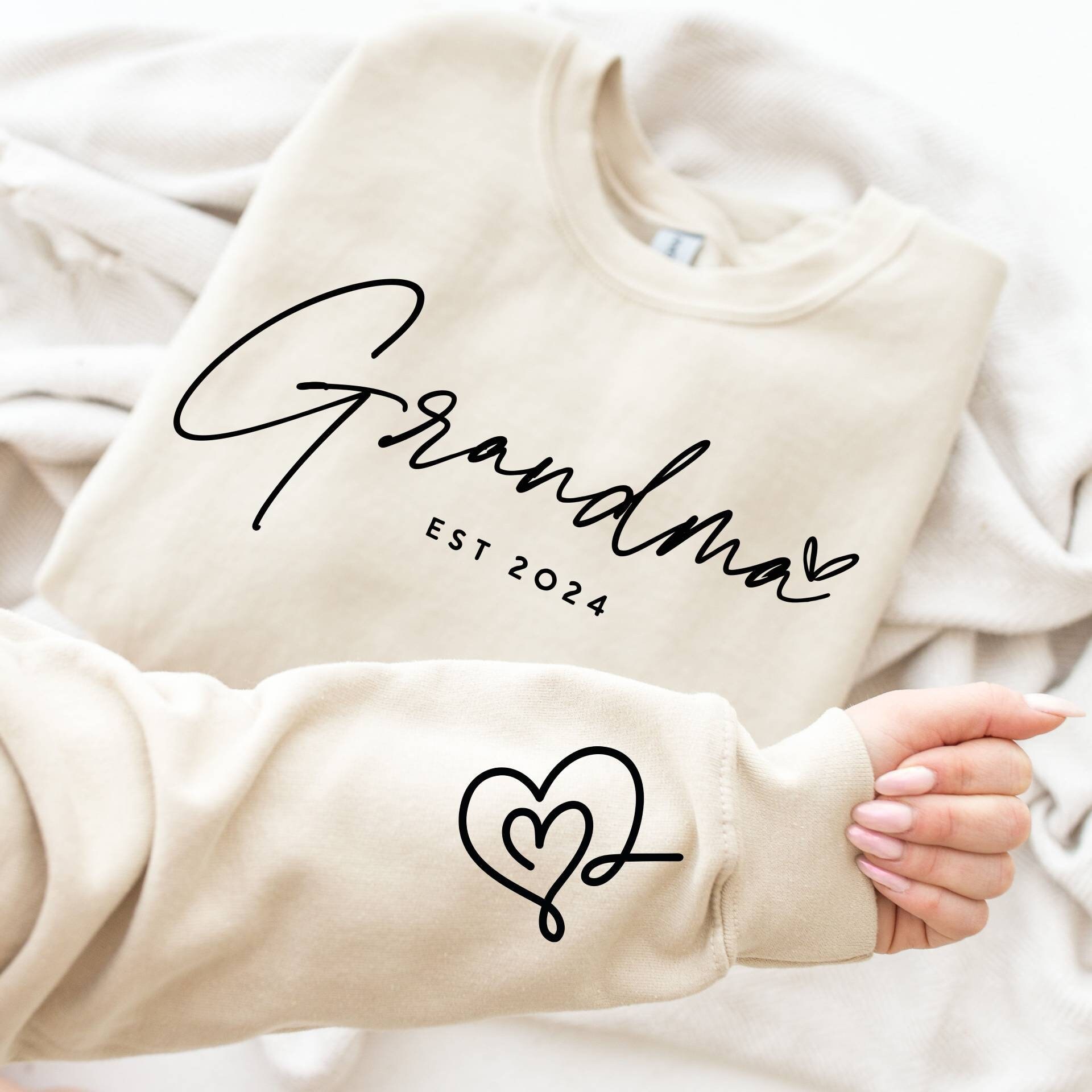 promoted to grandma est 2024 sweatshirt pregnancy announcement first time grandma gift new baby sweater dhfnm