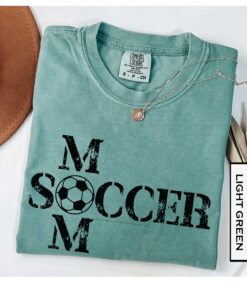 proud soccer mom shirt distressed graphic tee for mothers day love soccer mom t shirt best gifts for soccer moms 0fmuh