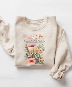 proverbs 3125 grandma shirt floral print christian sweatshirt mothers day gift for grandma cozy hoodie pc8ti