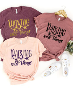 raising wild things mom life shirt cute t shirt for mothers day gift new mom birthday gift best mom ever shirt p0hyz