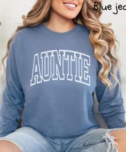 retro auntie long sleeve shirt for new aunts pregnancy reveal unique gift for aunt to be cute aunt shirt r6c3d