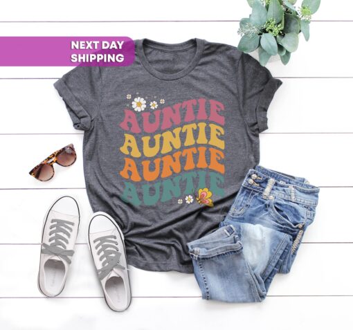 retro auntie shirt for new aunts funny t shirt gift for aunt mothers day unique aunt announcement tee mrayv scaled