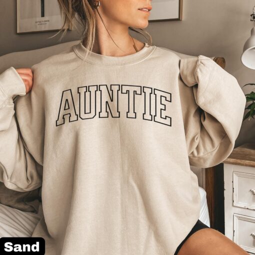retro auntie sweatshirt for pregnancy reveal trendy aunt gift christmas varsity crewneck unique auntie apparel viw3m