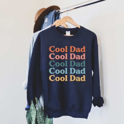 retro dad sweatshirt for fathers day pregnancy announcement black crewneck best dad birthday gift hcv9s