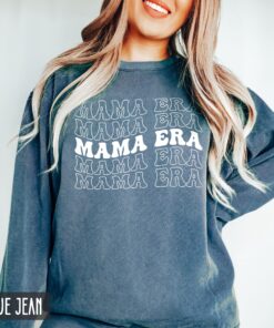 retro mama era sweatshirt for moms vintage style birthday gift cute mothers day shirt new mom crewneck khqz7