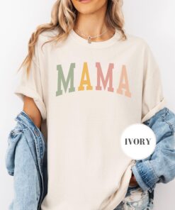 retro mama shirt cute comfort colors crewneck for new moms best mom ever mothers day gift hyexb