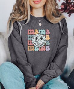 retro mama shirt with smiley face for mothers day pregnancy announcement cute mom t shirt unique gift for moms 1uv1u