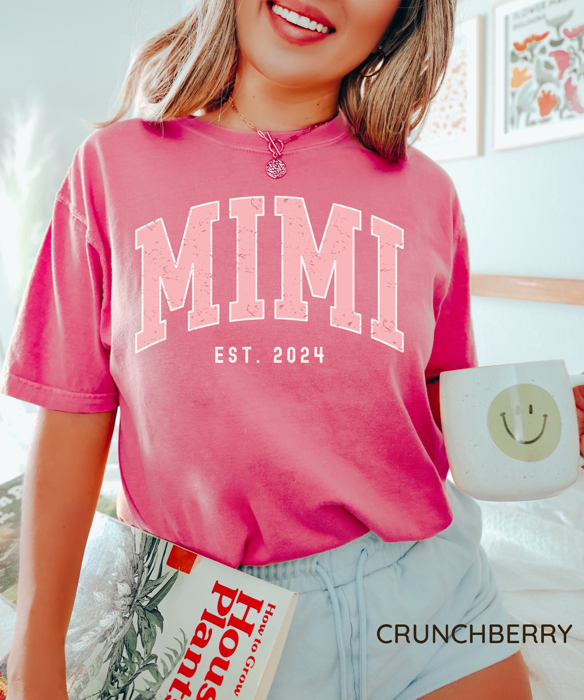 retro mimi established 2024 shirt cute new grandma t shirt pregnancy reveal mothers day gift for mimi varsity tee i6q2h