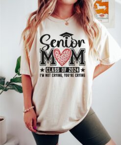 senior mom 2024 shirt with leopard heart design for graduation party unique senior mom gift qw3bg