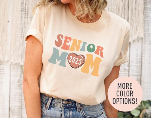 senior mom 2025 shirt for graduation high school celebration best mom shirt unique gift for her