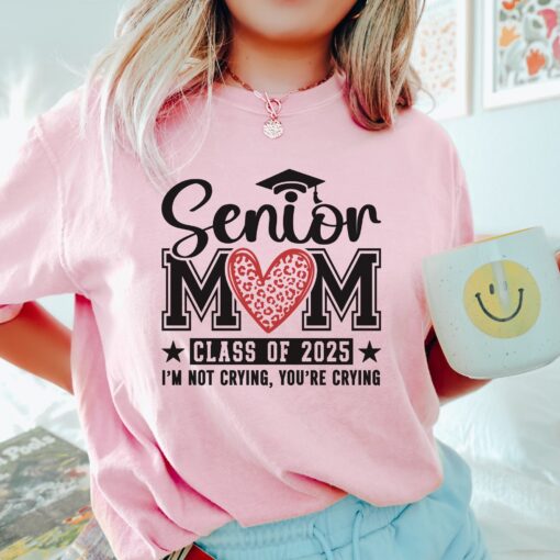 senior mom 2025 shirt with leopard heart design for graduation party and unique senior mom gift ideas 0psjg