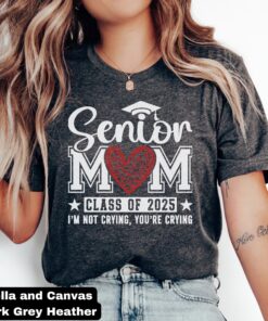 senior mom 2025 shirt with leopard heart design funny graduation party t shirt best senior mom gifts ykdrw