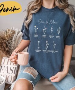 she is mom shirt cute mom t shirt blessed mom life shirt new mom gift mothers day shirt for moms 1keks