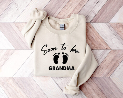 soon to be grandma sweatshirt new grandparents shirt best nana t shirt unique gift for new granny and grandmother 9uext scaled