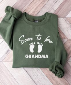 soon to be grandma sweatshirt new grandparents shirt best nana t shirt unique gift for new granny and grandmother zpd6f