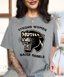 strong women raise rebels vintage mom t shirt funny graphic tee for moms retro mama apparel pttpe