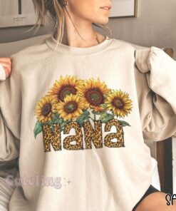 sunflower nana sweatshirt for new grandmother est 2024 pregnancy announcement and baby reveal gift ttggb