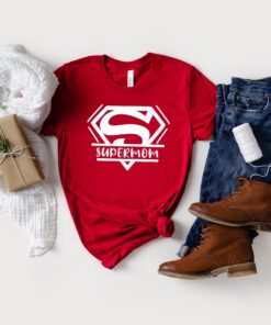 super mom shirt for mothers day cute powerful mom gift t shirt best mom ever shirt for moms krajm