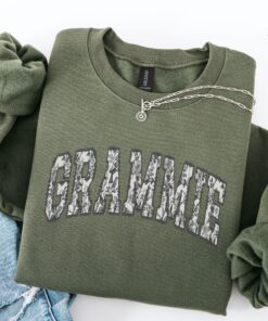 toile de jouy grammie sweatshirt for grandma unique birthday gift chinoiserie mothers day sweater best grammy gifts 6aaqh