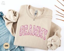 toile de jouy grandma sweatshirt pink crewneck first time grandma shirt best grandma gift for mothers day dujui