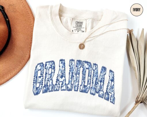 toile de jouy grandma t shirt floral design best grandma shirt for mothers day unique grandmother gift tee 8lmfj